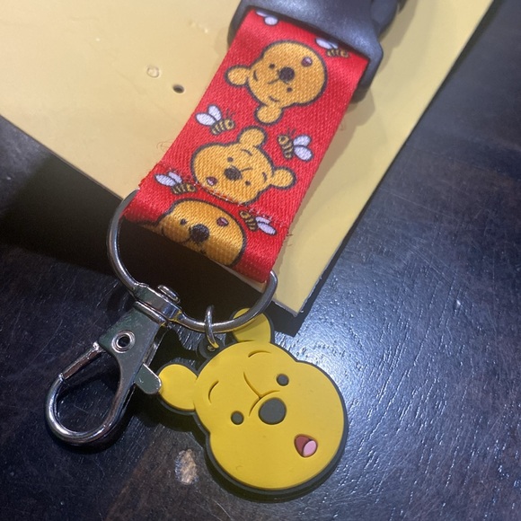 Winnie the Pooh Durable Clip Lanyard with Charm
Brand New withTag-Women/Men/Kids - Picture 12 of 16